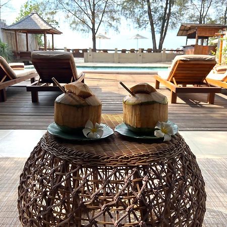 The Gili Beach Resort Gili Trawangan Dış mekan fotoğraf