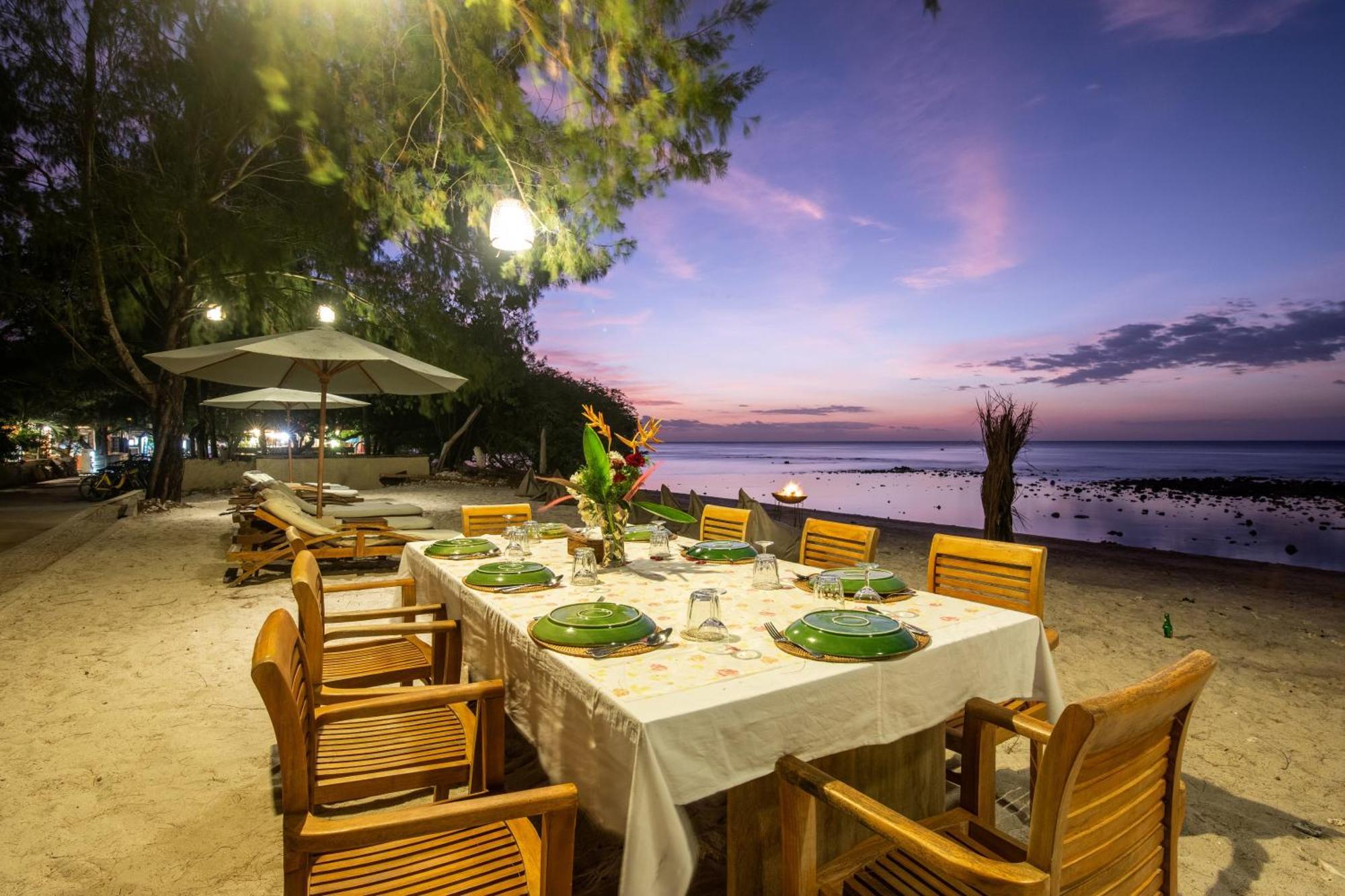 The Gili Beach Resort Gili Trawangan Dış mekan fotoğraf